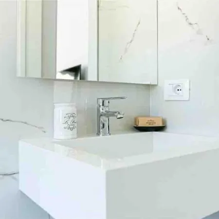 Apartment Luxury 1 In Himarë